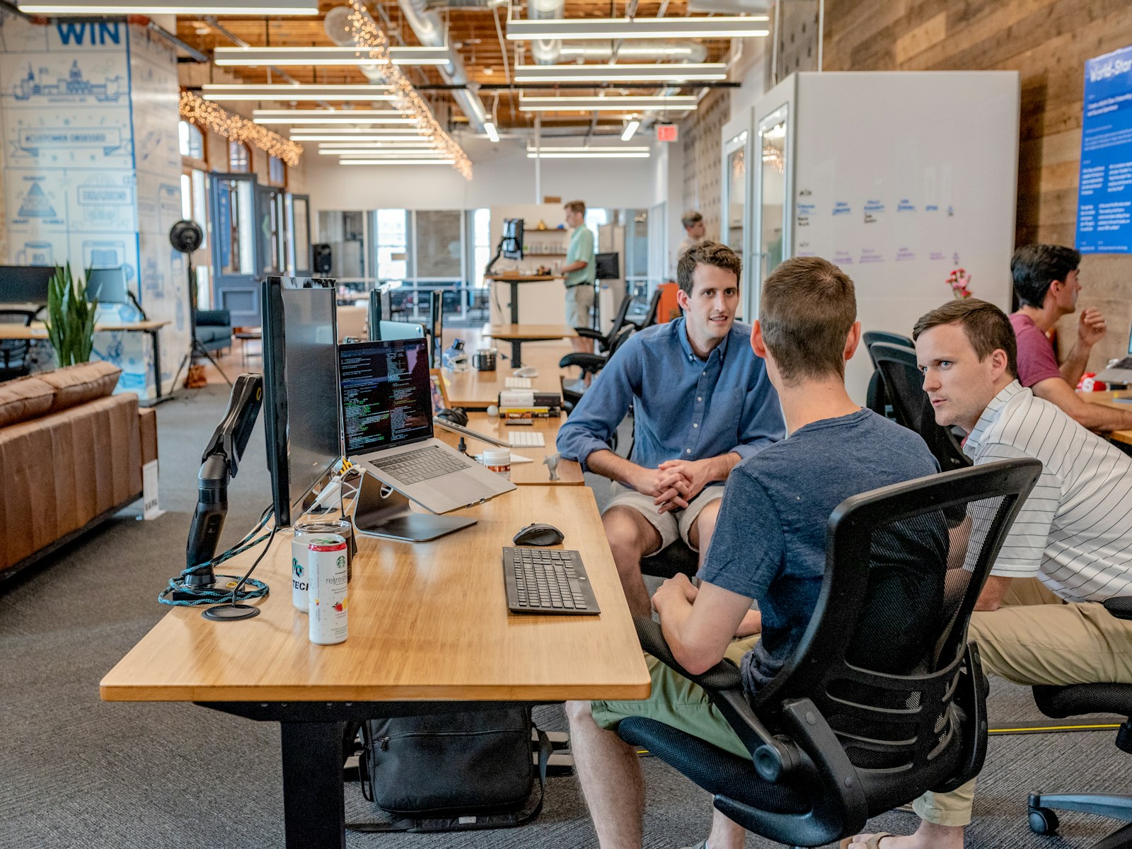 Business users running acceptance testing sessions together